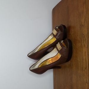 Women's Michael Kors Size 9 Leather Heela